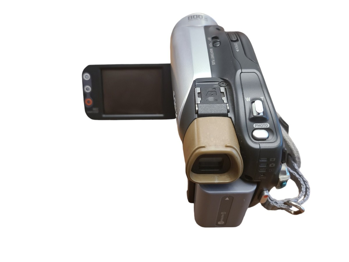 Sony Handycam DCR-DVD103 Camcorder READ DESCRIPTION SOLD AS IS