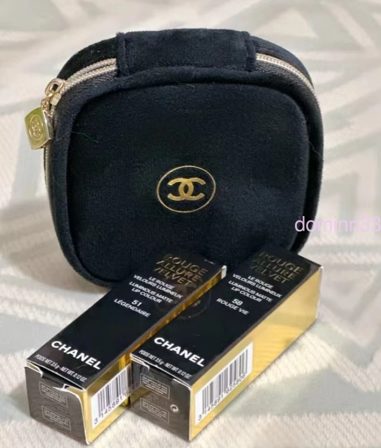 chanel beaute pouch