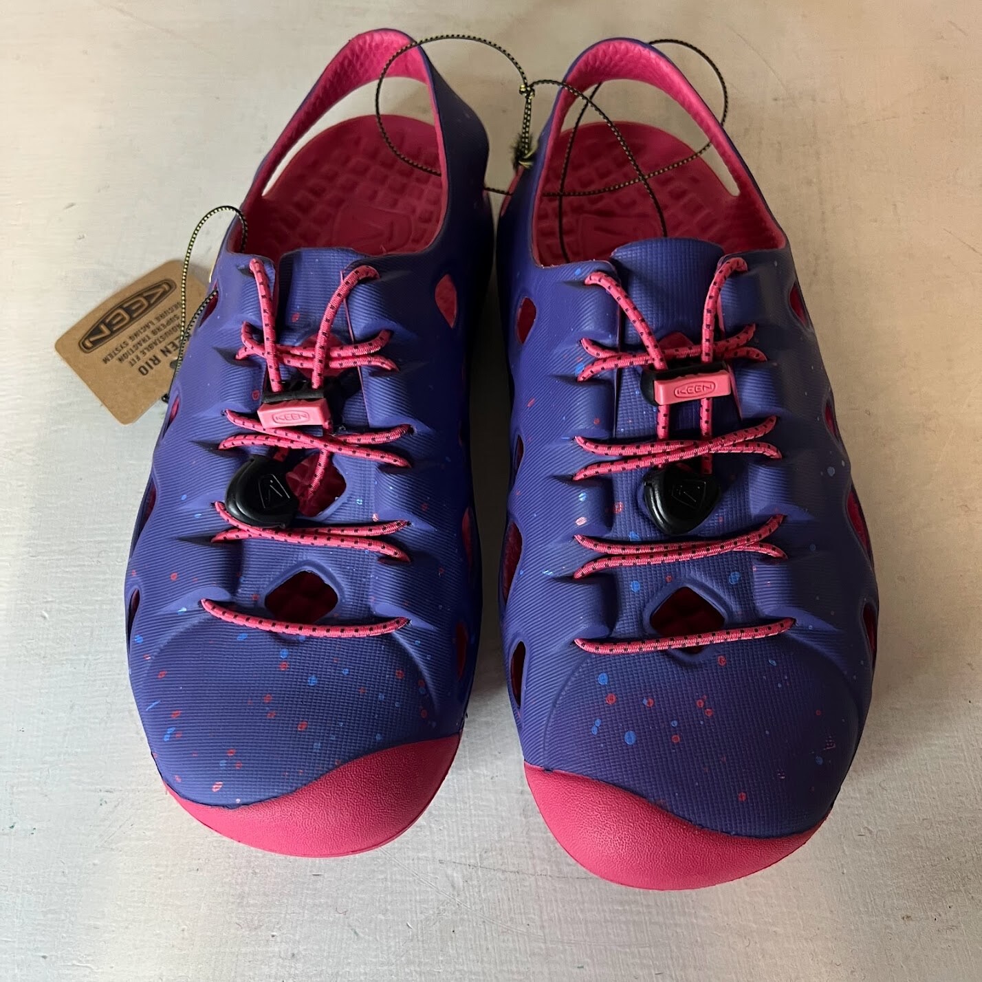 KEEN Sandali da acqua Rio rosa Rio viola a punta chiusa scarpe da acqua taglia 3 USA NUOVI 1012701