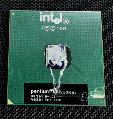 Intel Pentium III 600MHz SL4CM Coppermine Socket 370 FC-PGA CPU Processor