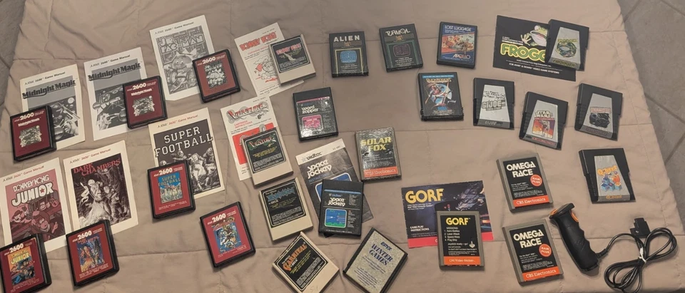 HUGE Atari 2600 Lot - 111 Games, 51 Manuals, & More!!! *CLEANED* & *WORKING*!!! - Image 4 of 4