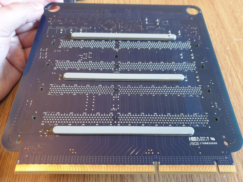 Apple Mac Pro A1186 - Memory RAM Riser Board with 4x 2GB (8GB) DDR2 - Image 4 of 4