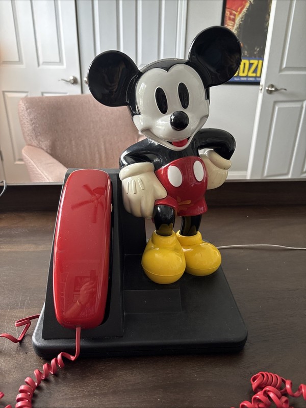 Walt Disney Telephone Mickey Mouse Push Button Phone Cartoon 90s vintage
