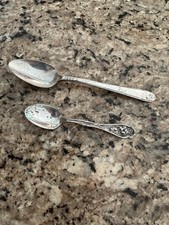 USED Lot 2 Vintage COMMUNITY SILVER PLATE SPOON  W R Baby Teaspoon Rare