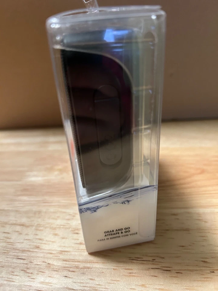 Altavoz Bluetooth Portátil Inalámbrico JBL GO2 IPX7 Impermeable Negro Foto 4 de 4