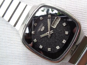 seiko black diamond watch