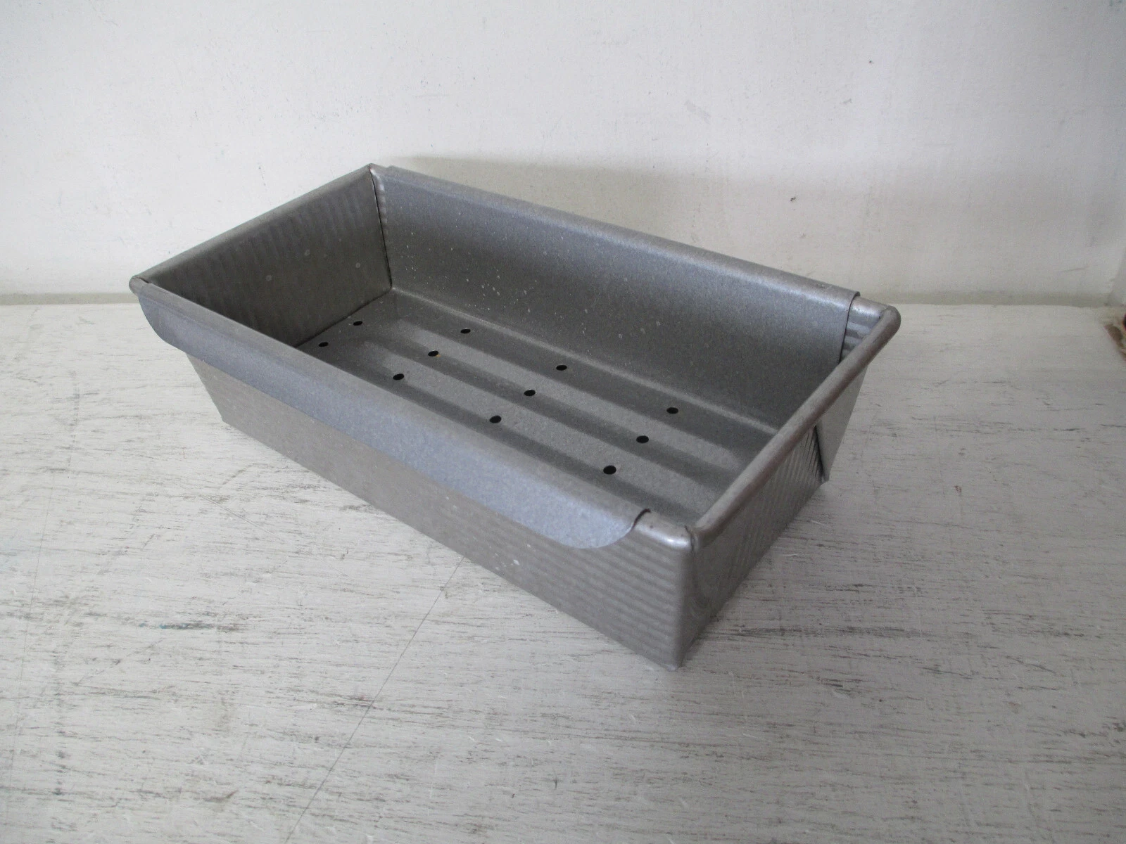 USA Pan Bakeware MEATLOAF PAN WITH INSERT #1157LF-1, Warp Resistant, Nonstick