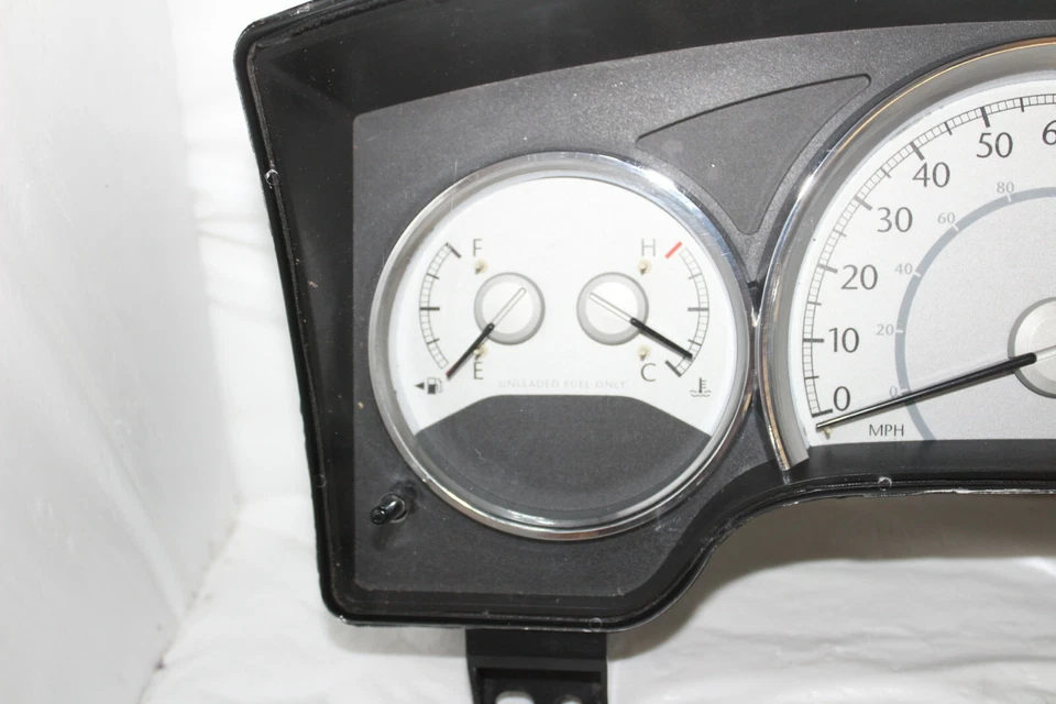 Speedometer Instrument Cluster Dash Panel 2007 08 Chrysler Aspen 196,887 Miles - Image 3 of 4