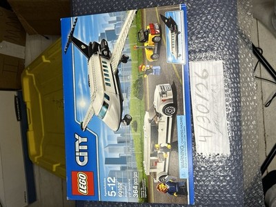 LEGO CITY: Airport VIP Service (60102) Factory Sealed!