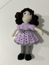 pregnant woman crochet