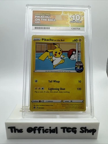 Pokémon TCG - Pikachu On The Ball 001/005 Promo 2020 - Ace 10 Gem Mint