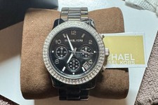 Michael Kors MK5190 38 mm Stainless Steel Case with Black Ceramic Band