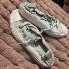 size 1 sparkly converse