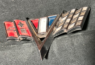 Chevrolet Vintage Flag Emblem Badge 3840318 USED