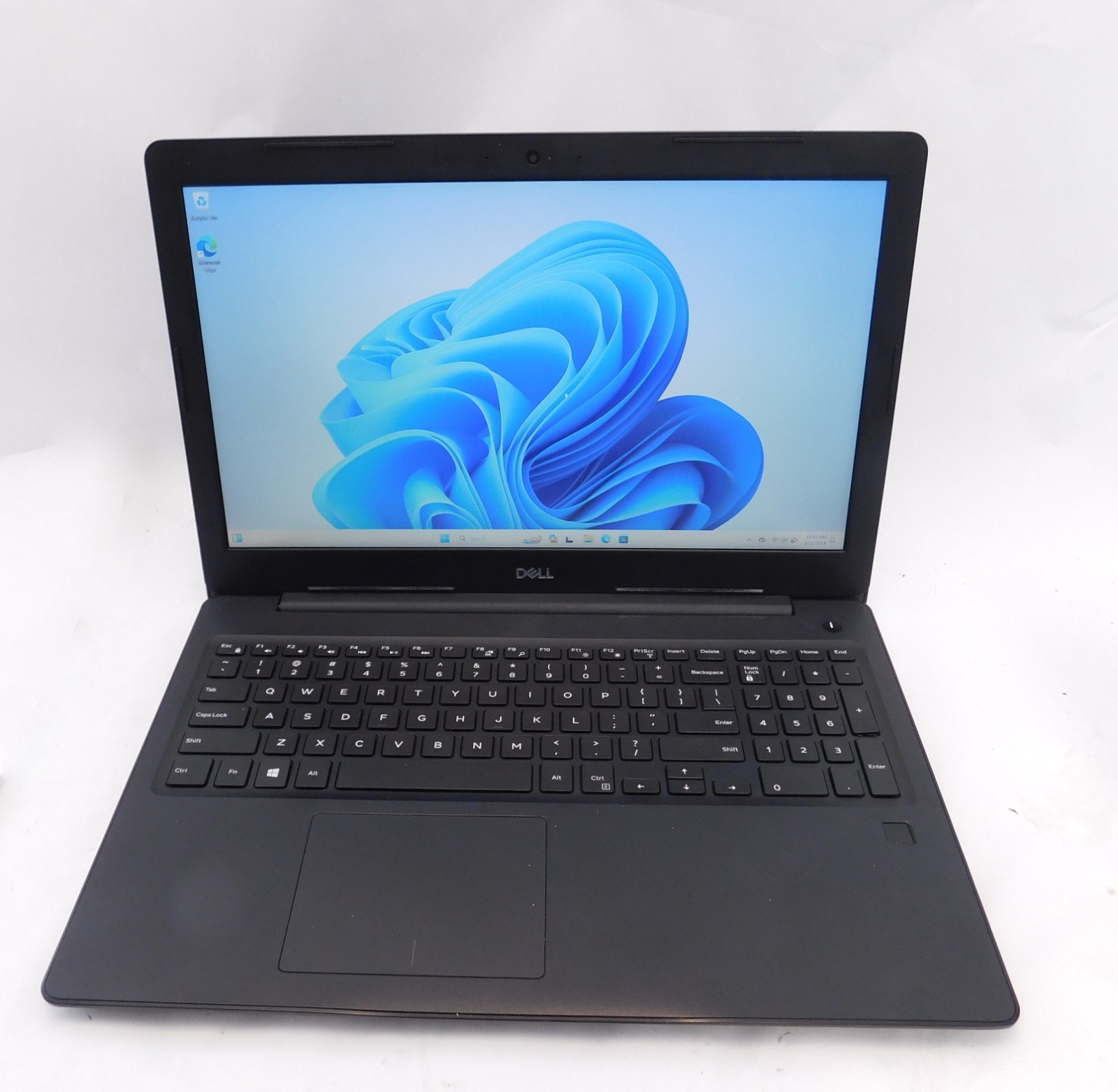 Dell Latitude 3590, 15.6-Inch Laptop, with Intel Core i5 8th Gen., 128 GB NVMe (Non-Volatile Memory Express), Windows 11 Pro