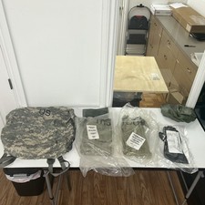 U.S. Military Chem Suit Woodland Camo, Size M/R w/ Bag And Decontamination Wipes