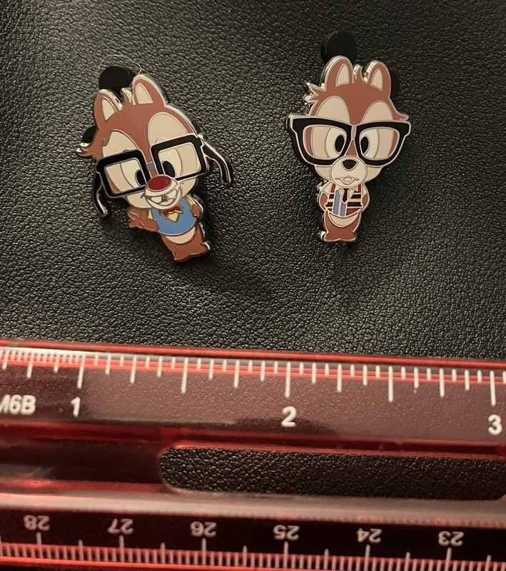 Disney Nerd Rock Collection Chip & Dale Student Bowtie Glasses Trading Pins 2010