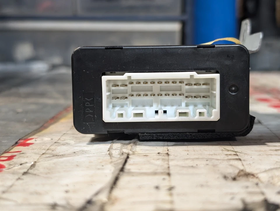 06-07 Subaru Keyless Entry Module Unit  Impreza WRX STI Outback OEM 88035FE190 - Image 2 of 4