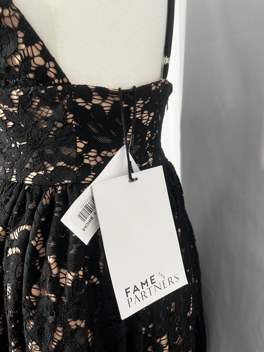 chinese dress ladies Fame and Partners