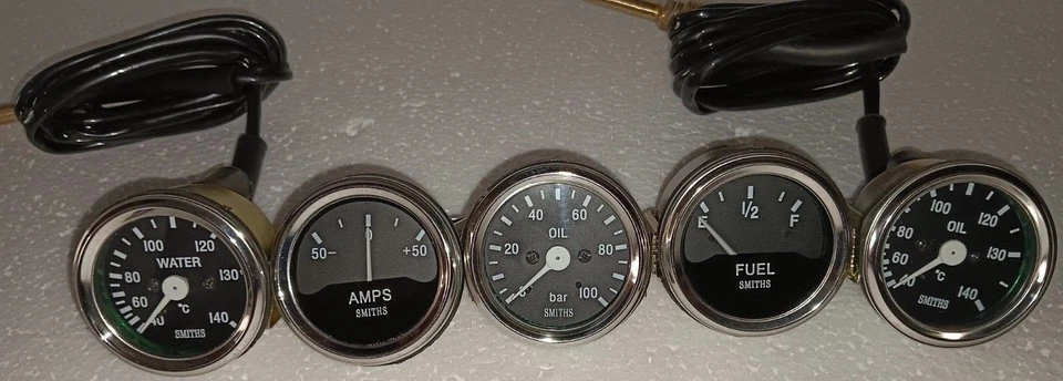 Smiths Gauge Kit Temp+ Oil+ Fuel+ Amp +Oil Temp+Speedometer +Tacho Replica - Image 2 of 4