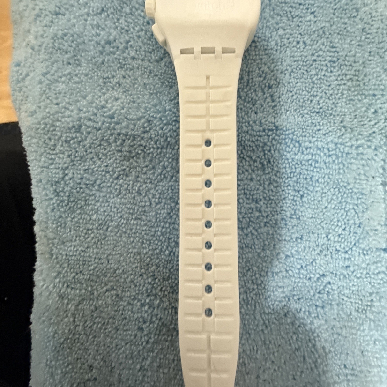 SWATCH CHRONO PLASTIC " BASIC WHITE "   Very CLEAN - image 13