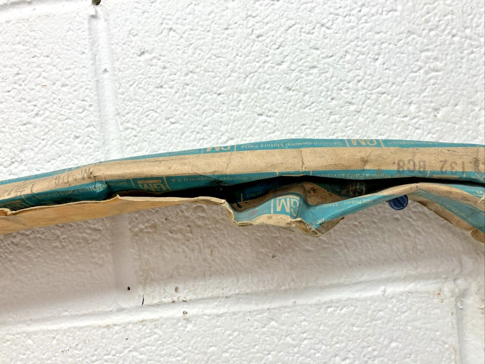 New OEM GM Front LH Wheel Well Trim 1238765 1976-1977 Buick Century/Regal (SR38) - Image 4 of 4