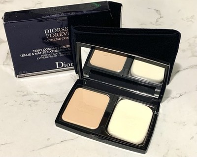Dior Dior skin Forever Extreme Control 020 LIGHT BEIGE Compact Foundation (#MM4