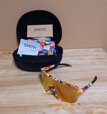 Smith Bobcat Art Series Lisa Congdon Sunglasses ChromaPop Rose