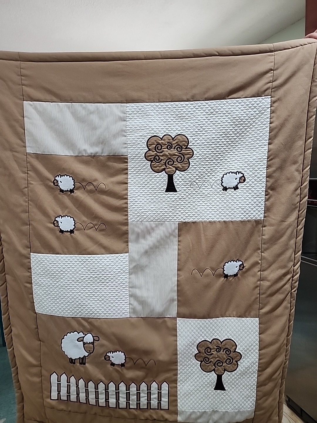 Sweet jojo designs little lamb crib quilt Baby Sheep Tan White Nursery 