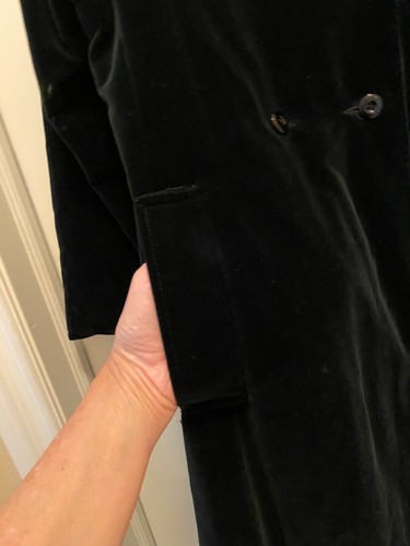 VTG B. Altman & Co Women Black Velvet Long Jacket w/ Belt Union Label Oneup - Picture 5 of 16