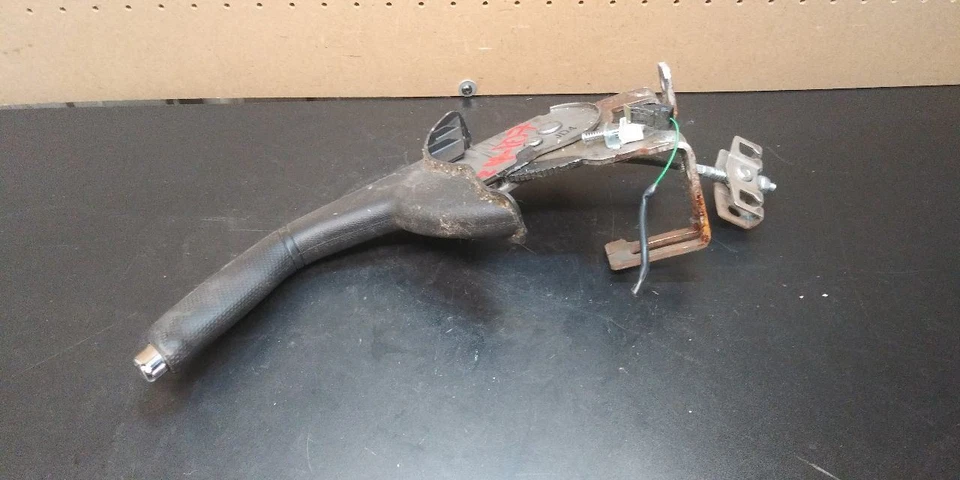 11 12 13 14 MANIJA DE FRENO DE EMERGENCIA HYUNDAI ACCENT OEM 59710-1R000 Foto 2 de 4