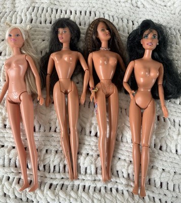 Vtg.Lot Of 3 Barbie Dolls+Blond Simba Toys Doll Nude-butterfly Tattoo ,Esmeralda