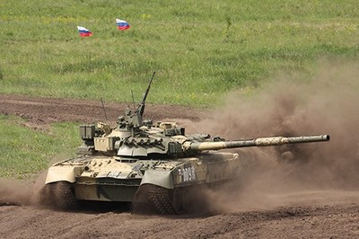 Trumpeter 09578: 1:35 Russian T-80UK MBT Kit - High - Detail Model Building Fun
