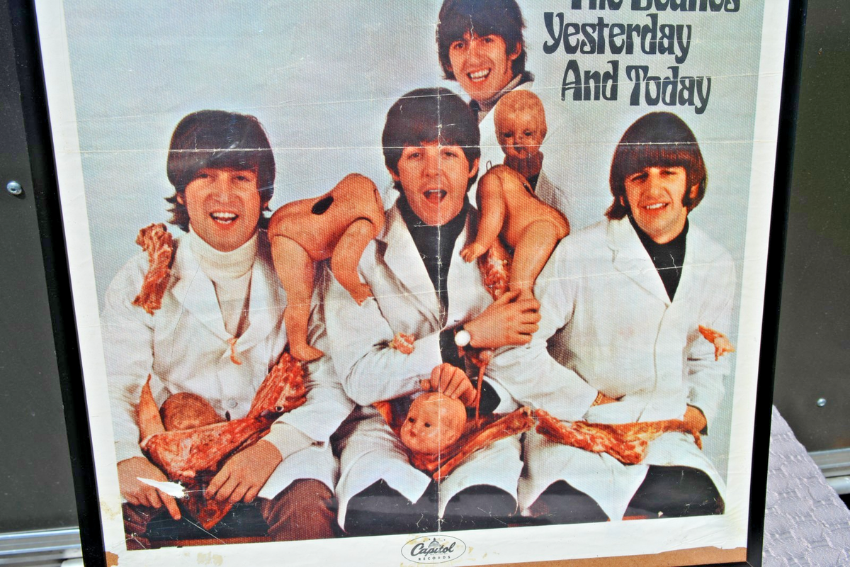 Original Beatles Vintage 1966 ' Yesterday And Today ' 18x22