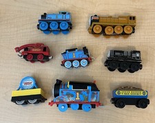 Thomas the Train Friends Magnetic Railway Train Cars Lot of 8