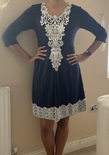 Elegant Evening Wear Dress Small