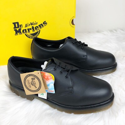 dr martens arlington
