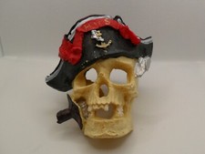 Aquarium Fish Tank Ornament Decoration PIRATE SKULL WITH DAGGER , looks great