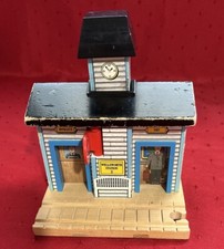 Thomas Friends Wooden Railway Train Tank - Wellsworth Station 2 - 2001 RETIRED