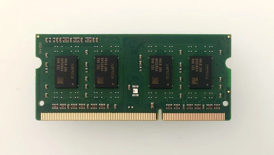 QNAP RAM-2GDR3L-SO-1600 / DDRⅢL (204 PIN) / 2GB (TS256MSK64W6N)