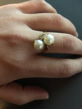 Double Pearl 18K Yellow Gold Woman Ring 7.5mm Japanese Akoya Cultured Pearl