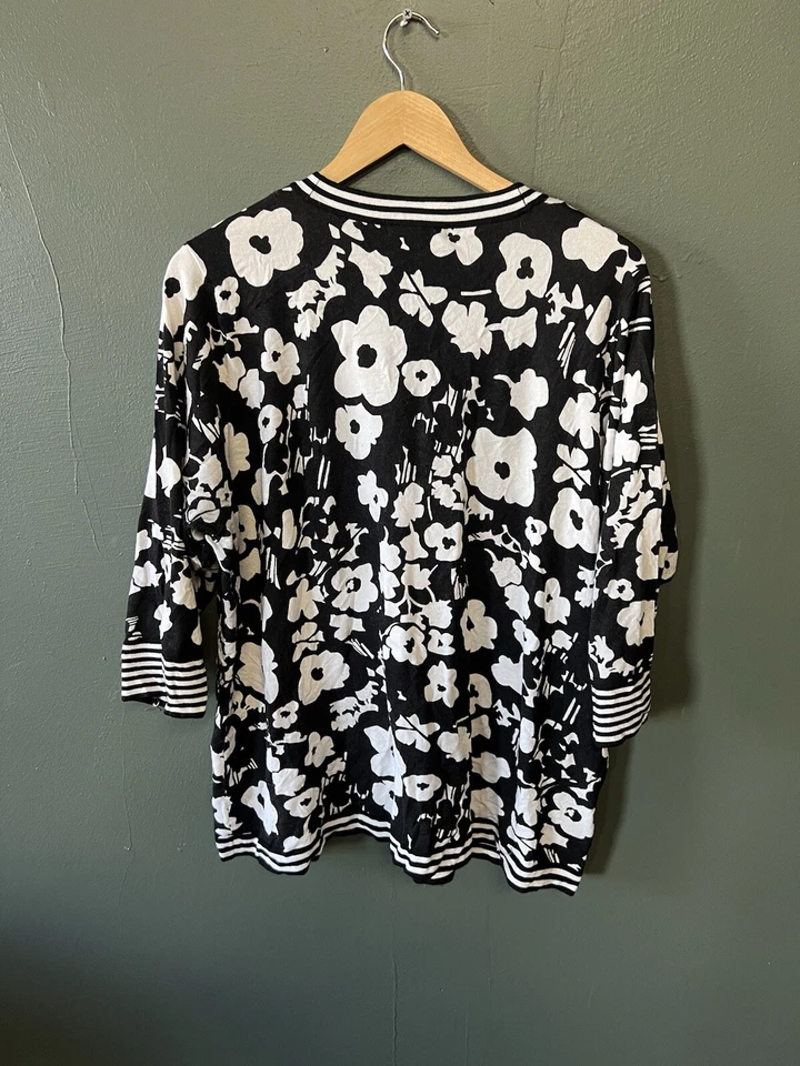Cárdigan Style & Co para mujer tejido negro patrón floral peso ligero talla grande 3X Foto 2 de 3