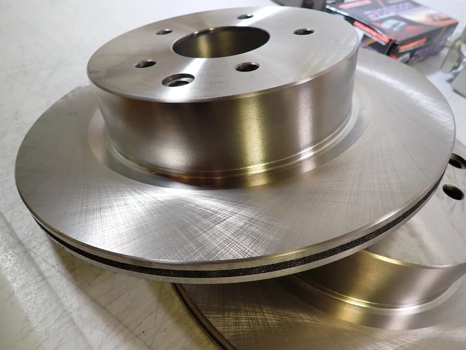 PowerStop Disc Brake Kit Rear w Calipers, Pads Rotors Fits Infiniti G25 G37 - Image 3 of 4