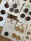 Vintage Buttons Browns And Tabs La mode, Streamline, Casa De Leon,costumers,Le B — photo 8