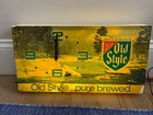 Vtg Old Style Beer Plastic Light Up Sign Clock Heileman’s Pure Brewed Snow Water