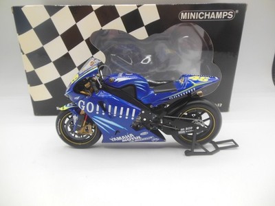 Minichamps 122 043046 Yamaha YZR-M1 Gauloises Yamaha Team