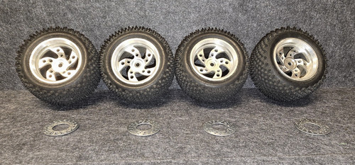 1/18 Scale Aluminum 5 Spoke Offsett Wheels Tires Fit 1/16 Mini E-Revo RC18T RARE