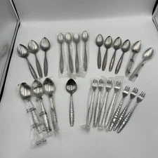 Vtg Oneida Love Story 24 Pieces NEW & PRE OWNED Spoons & Seafood Forks Northland