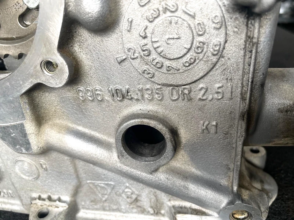 Porsche Boxster 1997-1999 2,5 L - culata lateral derecha 9961041350R OEM Foto 4 de 4