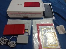 MINT！Nintendo 3DS  Red Portable Gaming Console, Complete in Box - RED !!